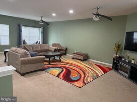 406 Jacobsen Drive in Newark, DE - Building Photo