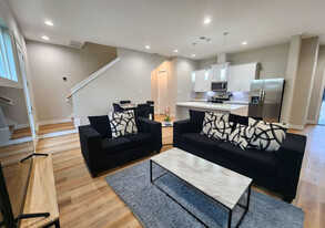 8107 Esther Acres Ln in Houston, TX - Building Photo
