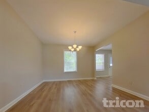 115 Fairfax Dr in Rockmart, GA - Foto de edificio - Building Photo