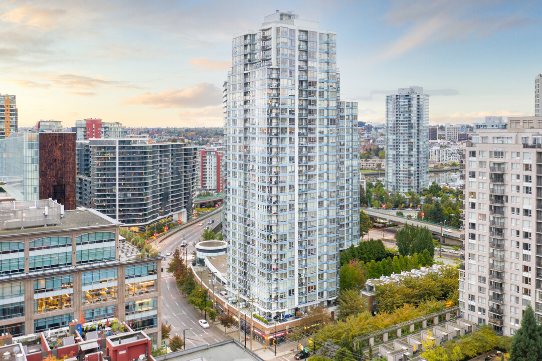 The Max in Vancouver, BC - Building Photo