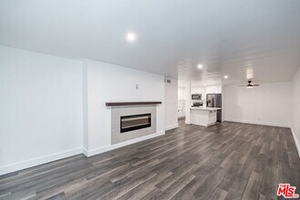 1115 14th St-Unit -302 in Santa Monica, CA - Building Photo - Building Photo