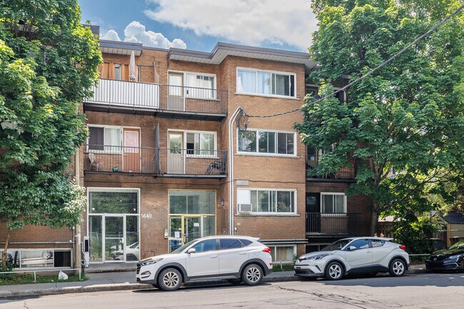 5650 De Salaberry Rue