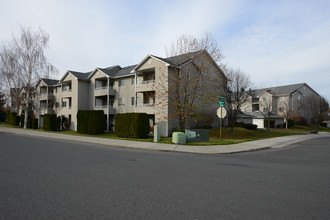 Ashton Apartments in Spokane, WA - Foto de edificio - Building Photo