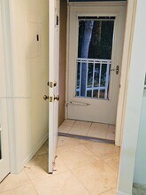 1335 Mainsail Dr in Naples, FL - Building Photo - Building Photo