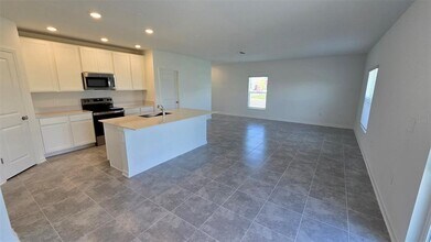 1449 Cumberland Ave in Davenport, FL - Building Photo - Building Photo
