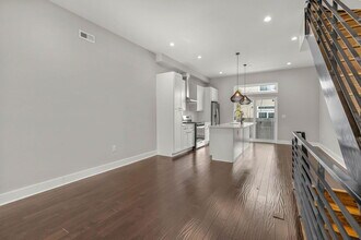 1645 W Cabot St in Philadelphia, PA - Building Photo - Building Photo