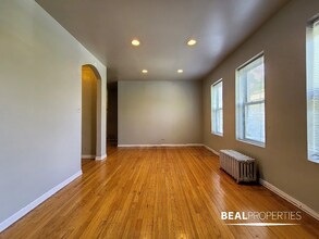 4237 N Paulina St, Unit W2 in Chicago, IL - Building Photo - Building Photo