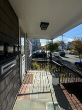 69 Cedar St, Unit 1 in Somerville, MA - Foto de edificio - Building Photo