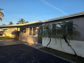4138 NW 12th Ter in Fort Lauderdale, FL - Building Photo - Building Photo