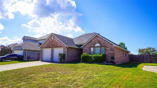 137 Magnolia Ln in Rockwall, TX - Foto de edificio - Building Photo