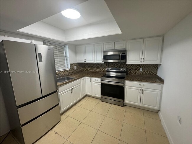 11930 NE 19th Dr in North Miami, FL - Building Photo - Building Photo