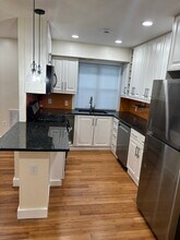 2351 16th St SE, Unit 103 in Washington, DC - Building Photo - Building Photo