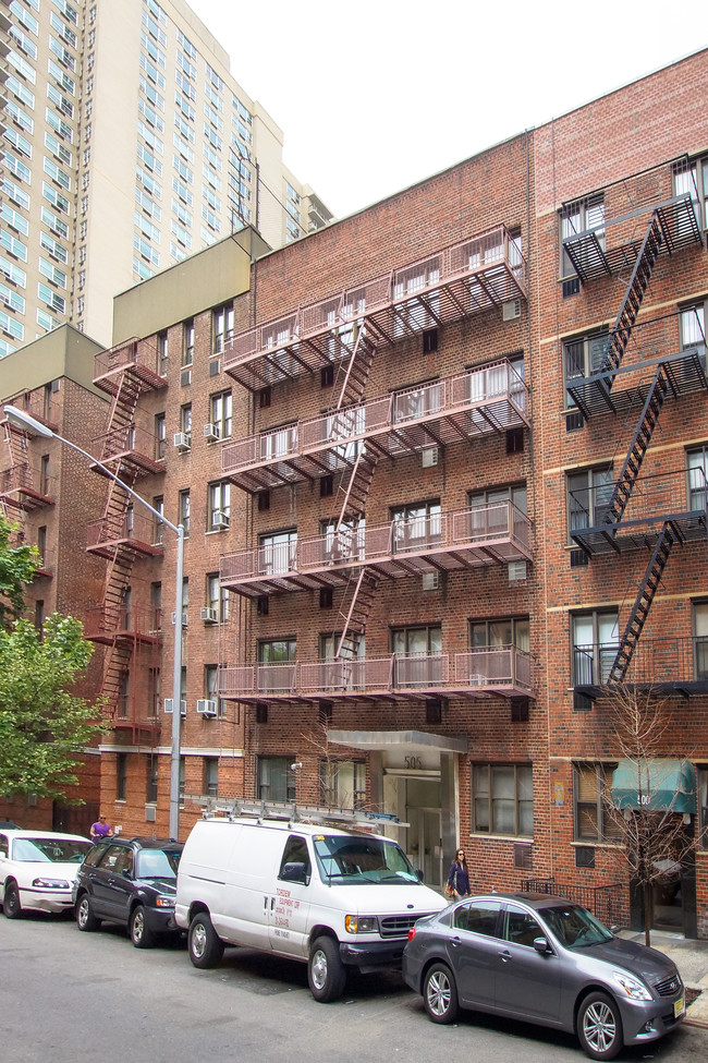 505 E 88th St in New York, NY - Building Photo - Building Photo