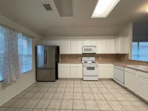 21315 Pepperberry Trail in Spring, TX - Foto de edificio - Building Photo
