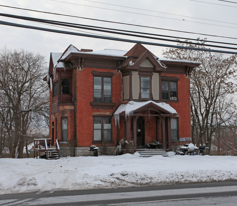 155 North St in Auburn, NY - Building Photo