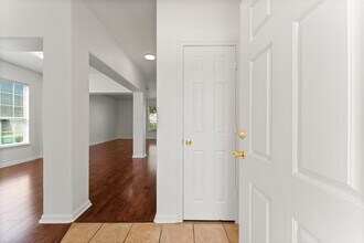 235 Doncaster in Conroe, TX - Building Photo - Building Photo