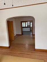 2421 6th Ave in Watervliet, NY - Foto de edificio - Building Photo