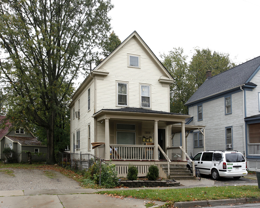 519 N Congress St in Ypsilanti, MI - Foto de edificio