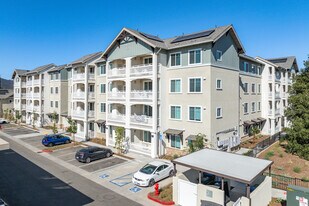 Oak View Ranch Family Apartments in Murrieta, CA - Building Photo