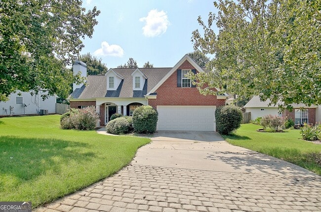 property at 77 Pine Crescent