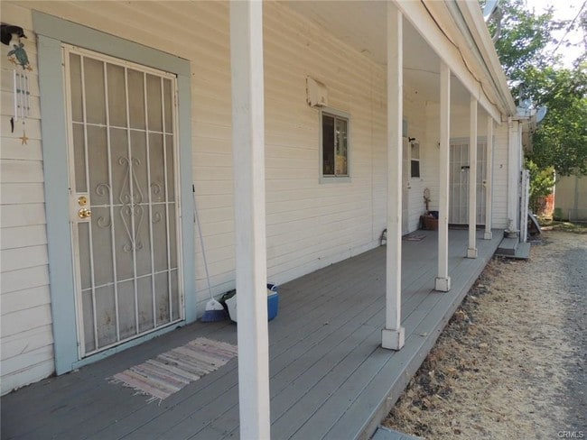 125 S Forbes St in Lakeport, CA - Foto de edificio - Building Photo