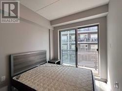 275 Larch St in Waterloo, ON - Building Photo - Building Photo