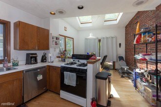 80 Lanark Rd-Unit -# 2 in Boston, MA - Building Photo - Building Photo