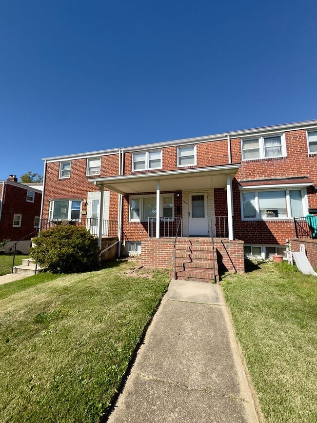 1011 Linden Ave in Baltimore, MD - Building Photo - Building Photo