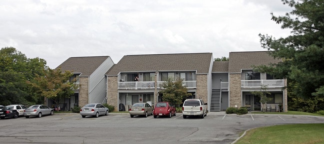Meadows Apartments in Sevierville, TN - Foto de edificio - Building Photo