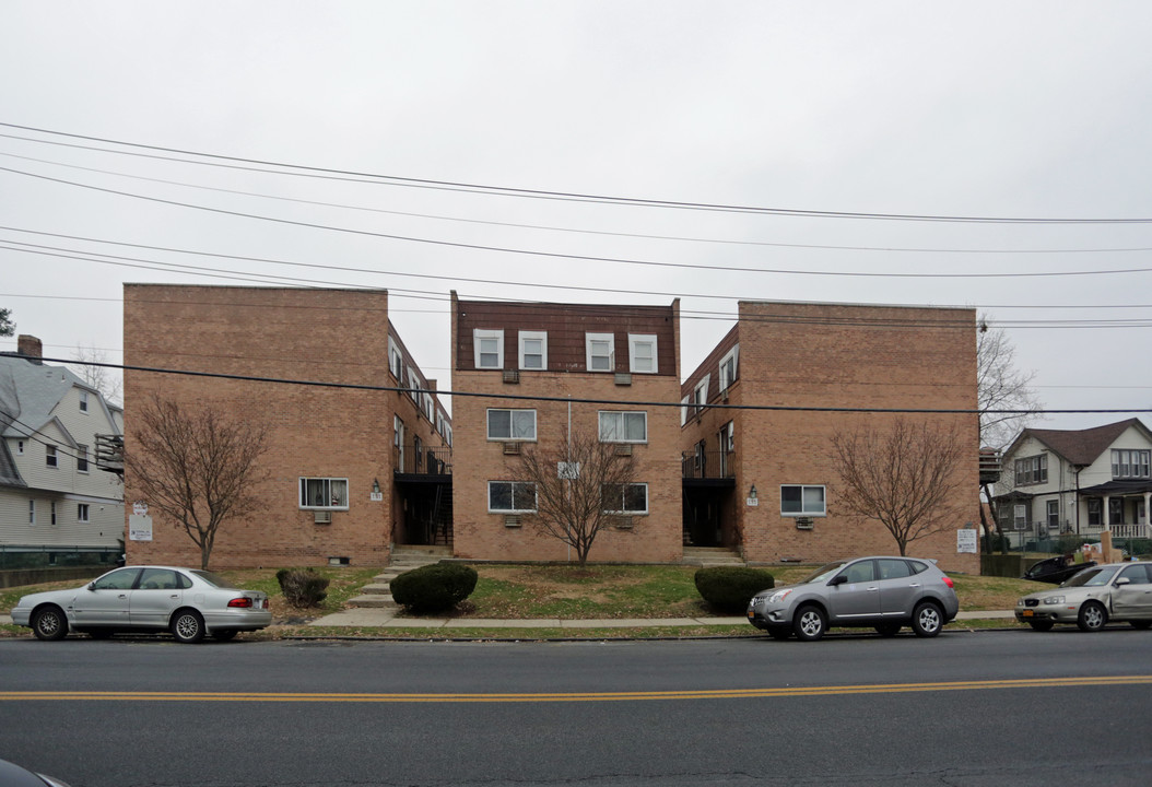 191 Park Ave in Yonkers, NY - Building Photo