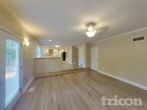 519 Falaise Dr in Creve Coeur, MO - Building Photo - Building Photo