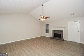 5922 Farmbrook Ln in Rex, GA - Building Photo - Building Photo