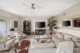 45690 Pawnee Rd in Indian Wells, CA - Building Photo - Building Photo