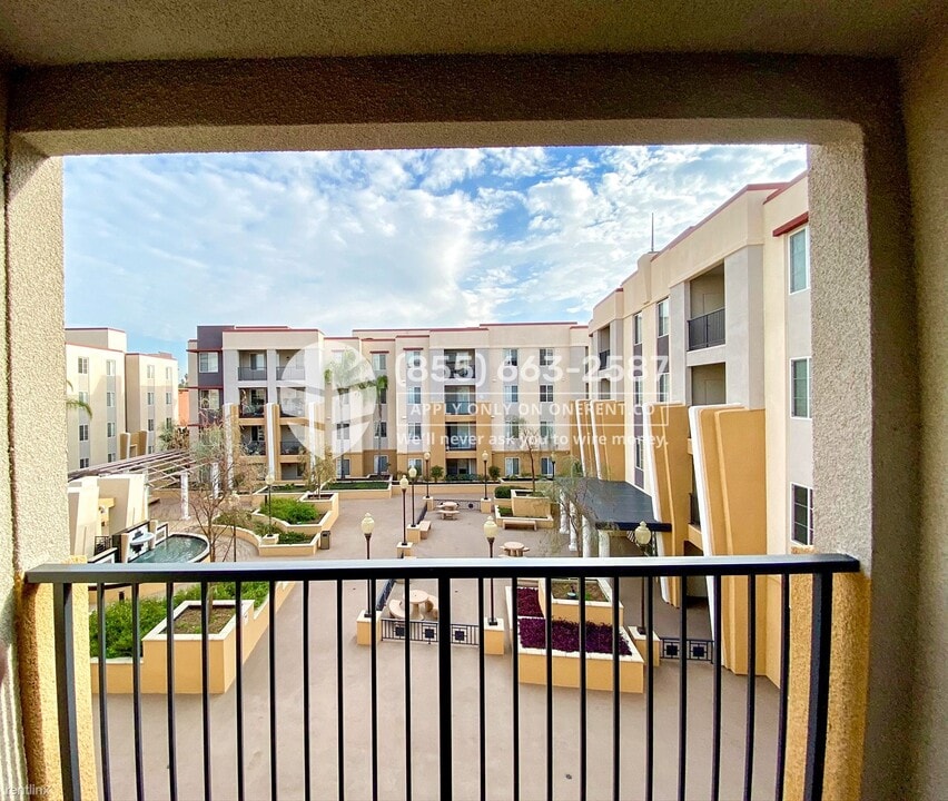 360 W Ave 26-Unit -Unit 327 in Los Angeles, CA - Foto de edificio