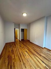 364 W 45th St in New York, NY - Building Photo - Building Photo