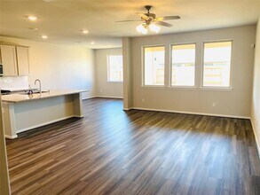 2715 Blue Abbot Dr in Fresno, TX - Building Photo - Building Photo