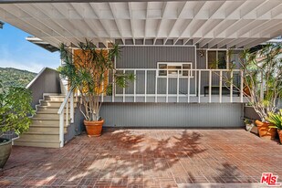 2843 Lambert Dr in Los Angeles, CA - Building Photo