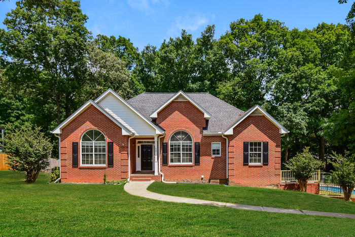 11 New Ct in Carrollton, GA - Building Photo