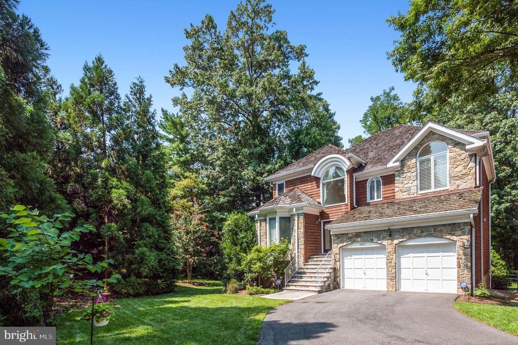 5507 Thornbush Ct in Bethesda, MD - Building Photo