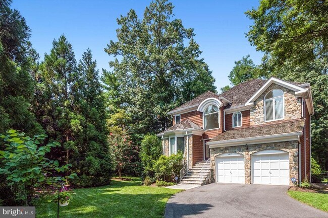 property at 5507 Thornbush Ct