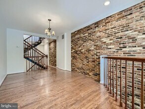 827 S Charles St in Baltimore, MD - Building Photo - Building Photo