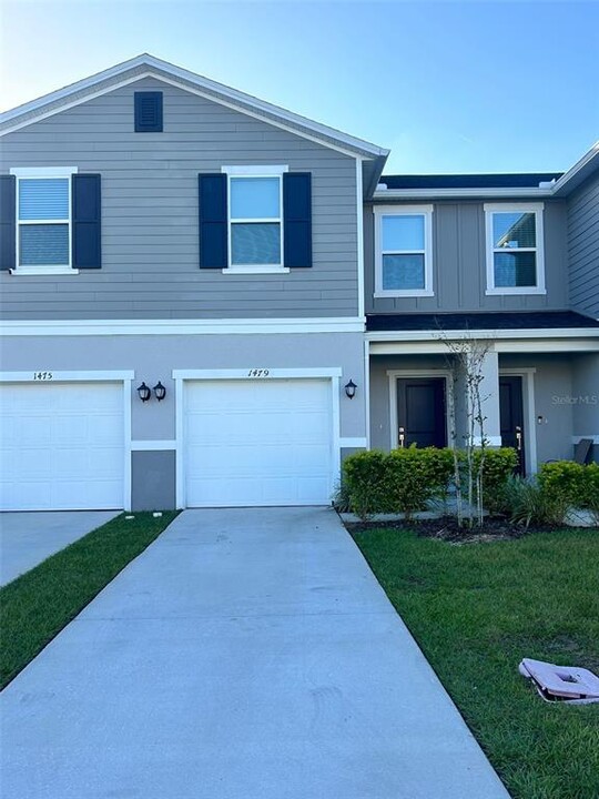 1479 Mirabella Cir in Davenport, FL - Building Photo