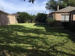 7511 Marisol Dr in Houston, TX - Building Photo - Building Photo