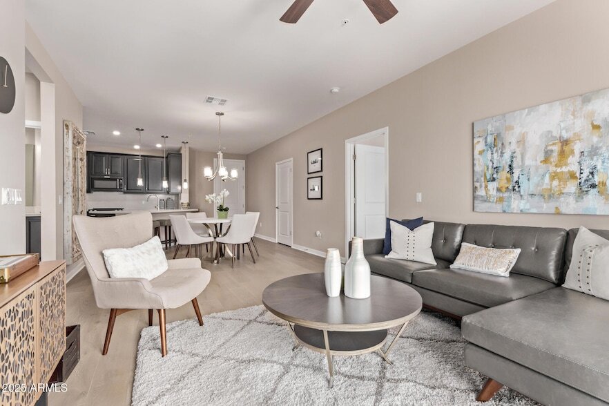 2511 W Queen Creek Rd, Unit 146 in Chandler, AZ - Building Photo