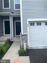 40 Lochiel Ln in Exton, PA - Building Photo - Building Photo