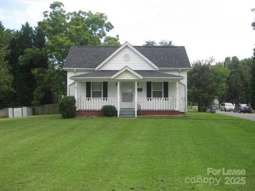 property at 906 E Catawba St