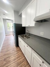 1641 Crenshaw Blvd, Unit 001 in Los Angeles, CA - Building Photo - Building Photo