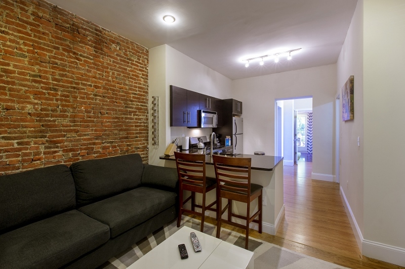 237 Northampton St, Unit #1 in Boston, MA - Building Photo