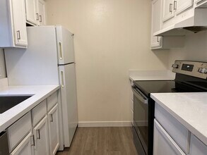 340 Meadow Ave N, Unit C in Renton, WA - Building Photo - Building Photo