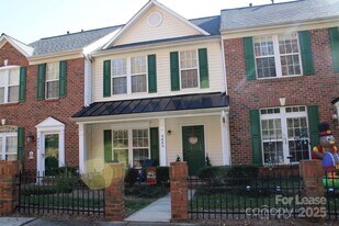 9446 Cadman Ct in Cornelius, NC - Building Photo